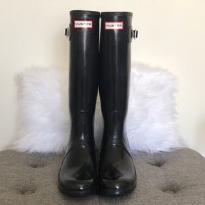Glossy black Hunter Boots SIZE 7